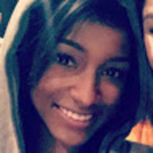 Meet your Posher, Leslie